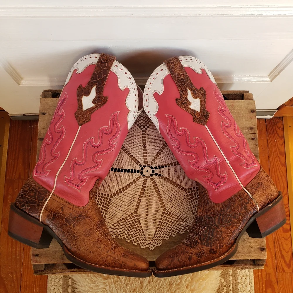 **SOLd*💗💫Ariat Vintage Cowgirl 🌸Barbie Pink🌸 Crossfire Caliente💫💗  8.5B - Picture 9 of 14